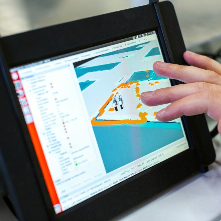 Image d'un logiciel de gestion sur une tablette tactile